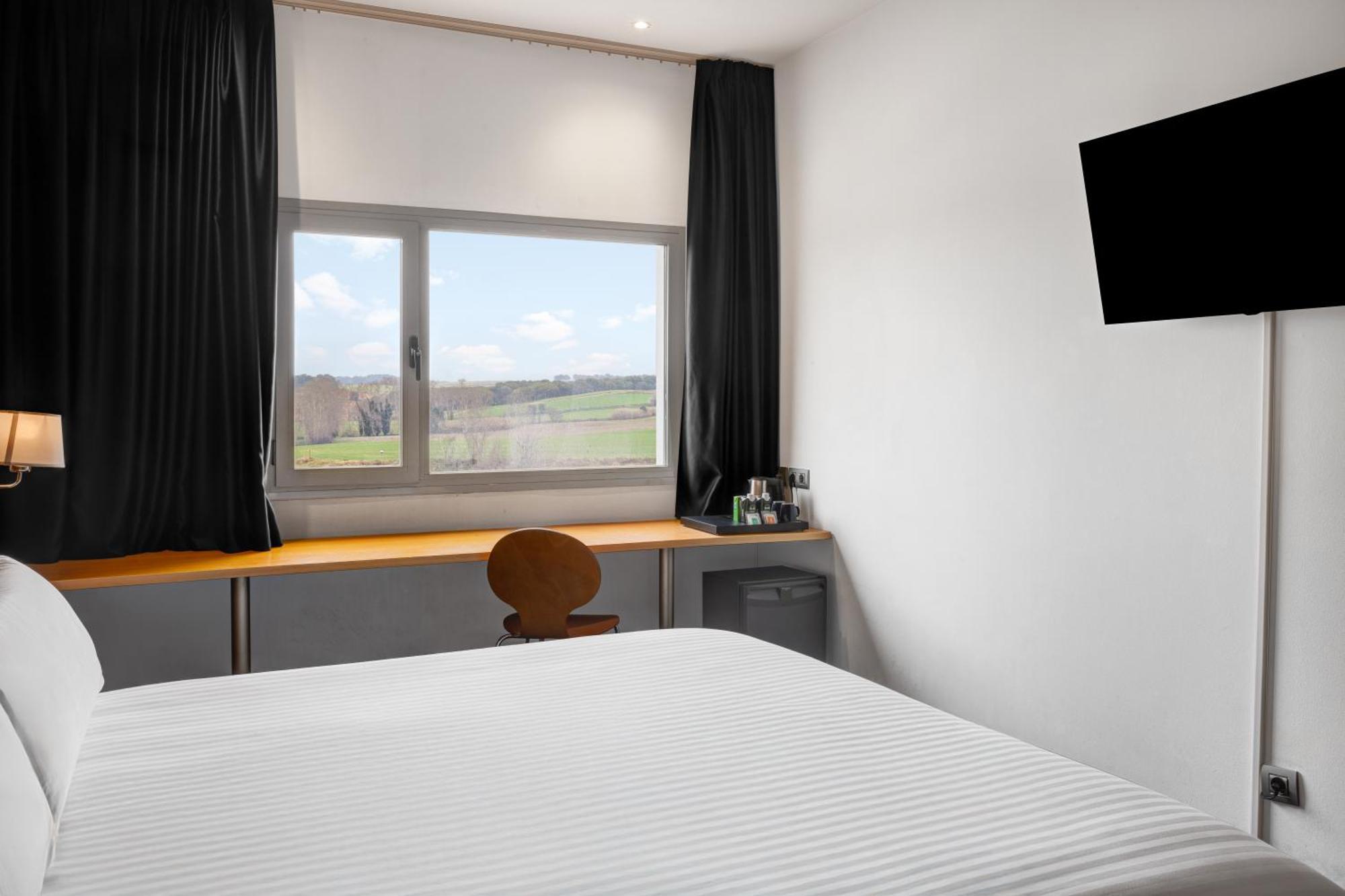 B&B Hotel Barcelona Mollet Porta De Gallecs Mollet del Vallès Екстериор снимка