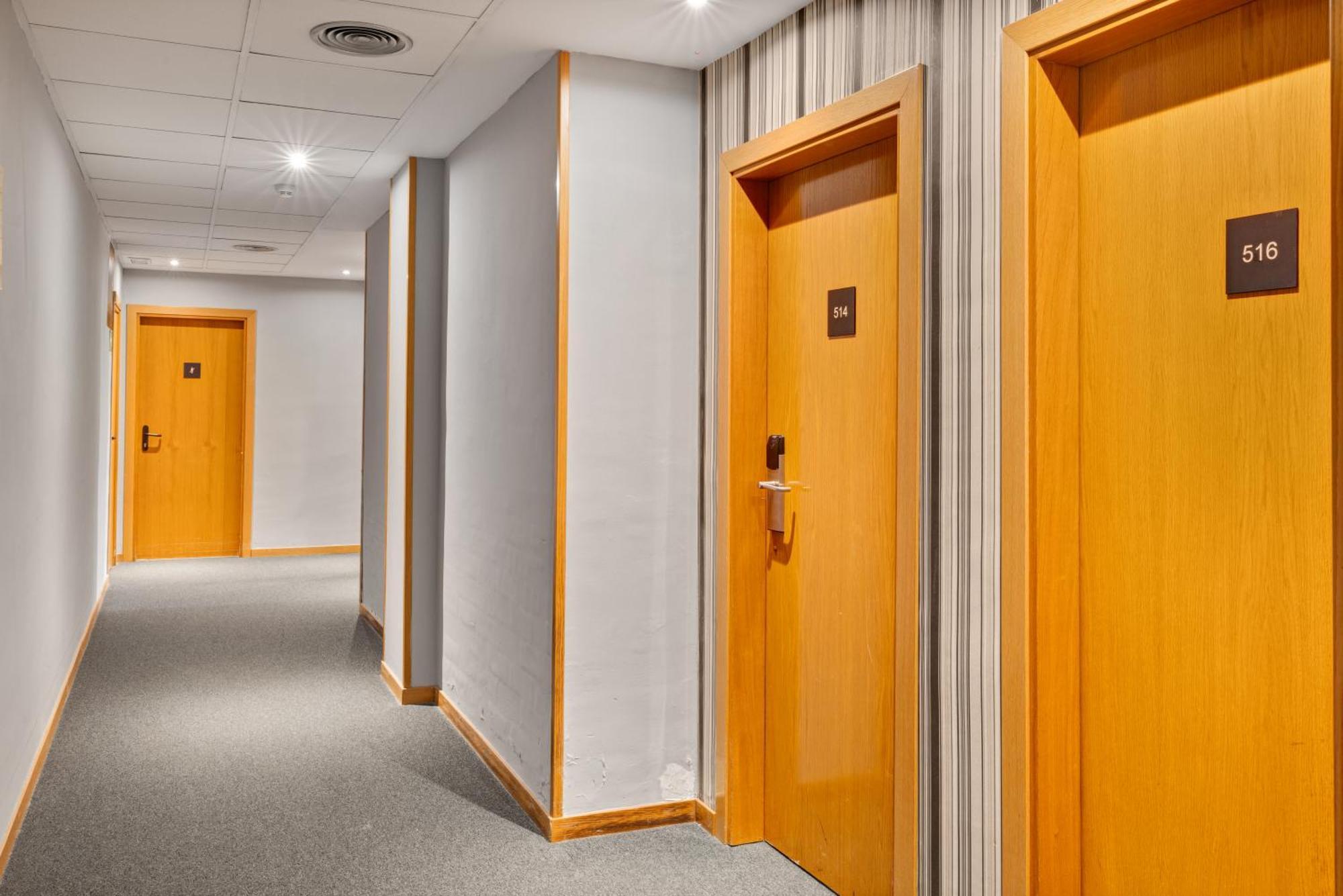 B&B Hotel Barcelona Mollet Porta De Gallecs Mollet del Vallès Екстериор снимка