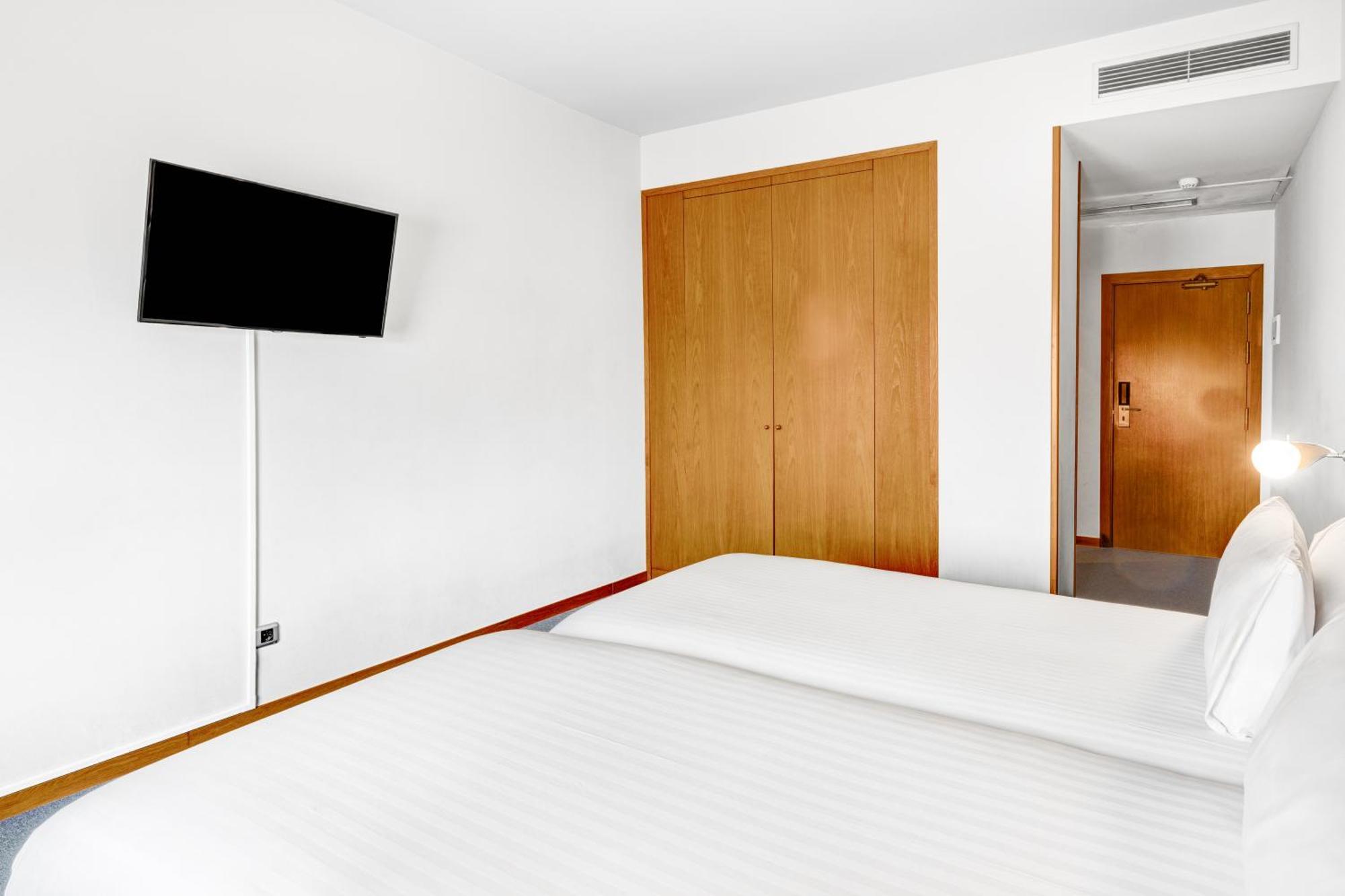 B&B Hotel Barcelona Mollet Porta De Gallecs Mollet del Vallès Екстериор снимка