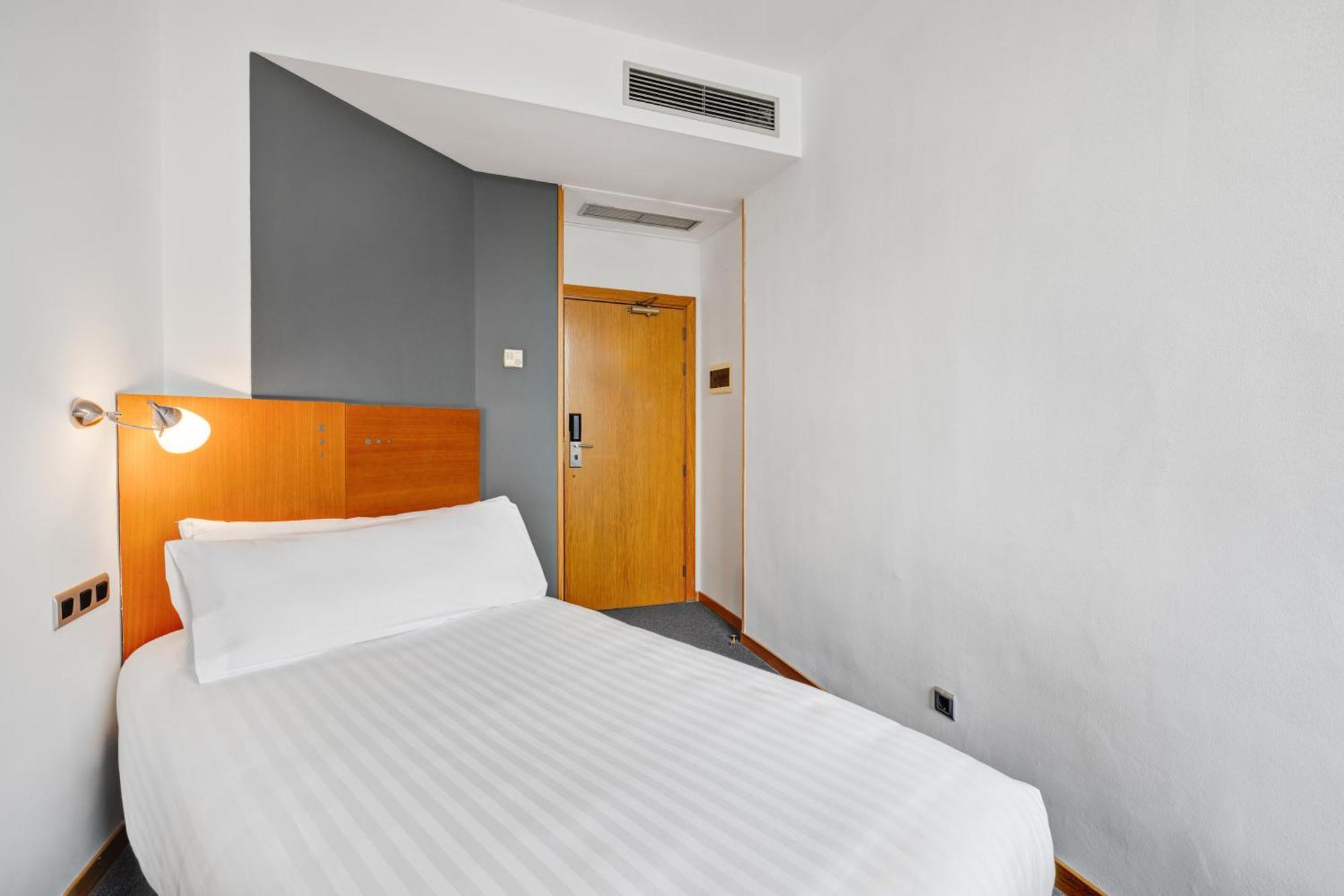 B&B Hotel Barcelona Mollet Porta De Gallecs Mollet del Vallès Екстериор снимка
