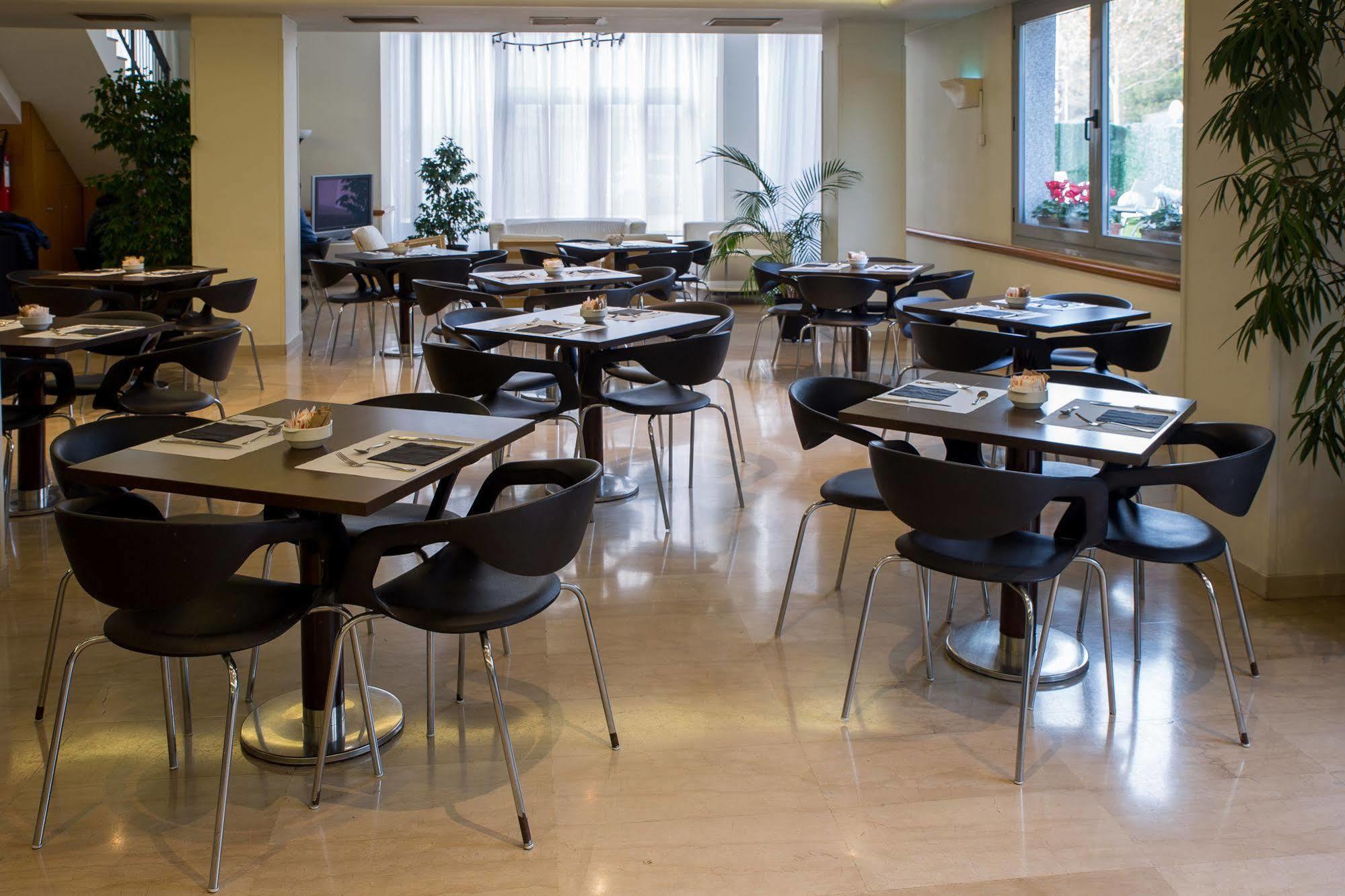 B&B Hotel Barcelona Mollet Porta De Gallecs Mollet del Vallès Екстериор снимка